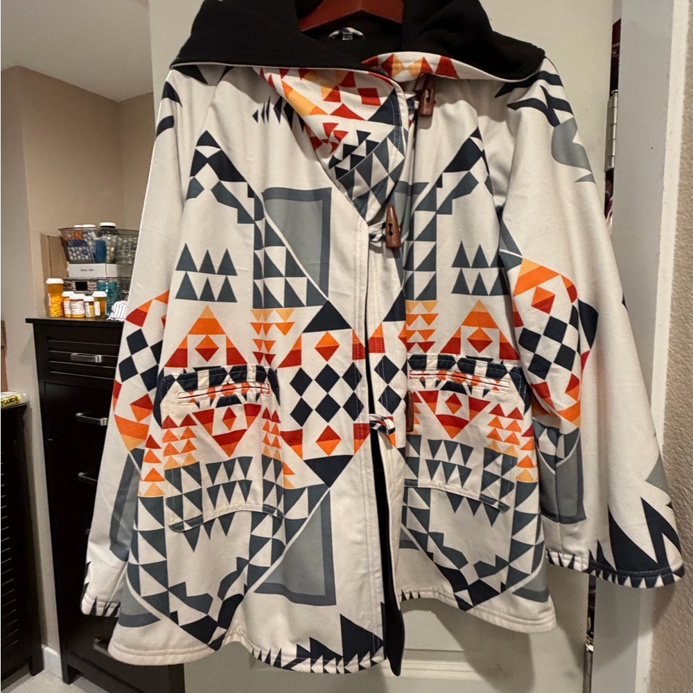 Geometric Patterned Hooded Jacket